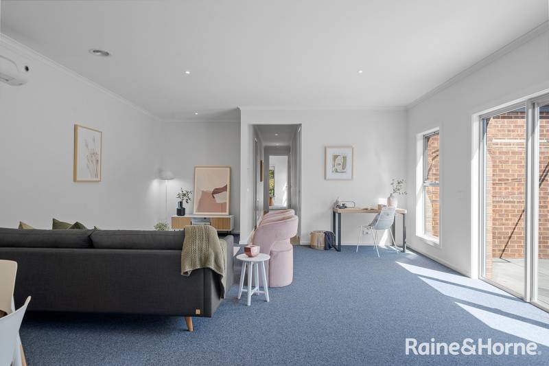 27 Highbury Circuit, CRAIGIEBURN, VIC 3064