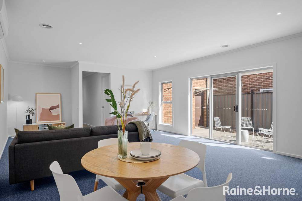 27 Highbury Circuit, CRAIGIEBURN, VIC 3064