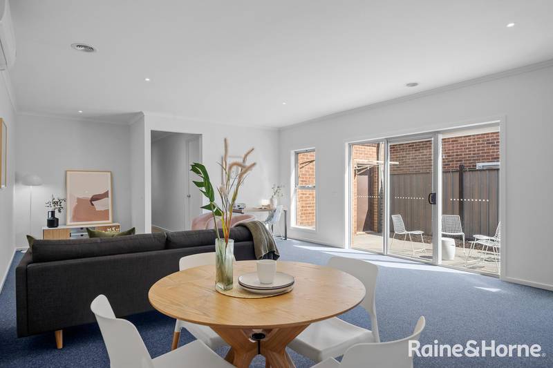 27 Highbury Circuit, CRAIGIEBURN, VIC 3064