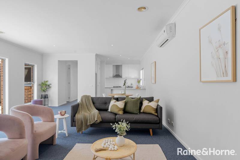 27 Highbury Circuit, CRAIGIEBURN, VIC 3064