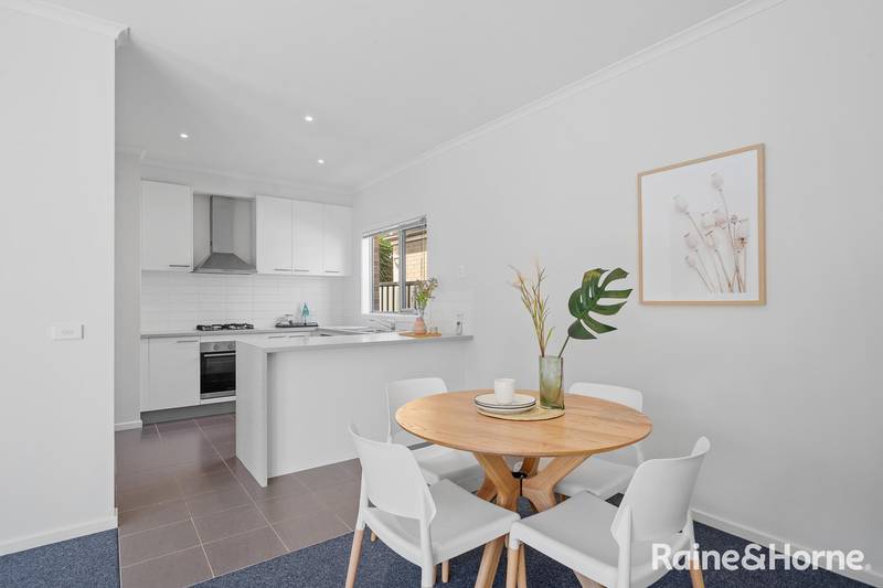 27 Highbury Circuit, CRAIGIEBURN, VIC 3064