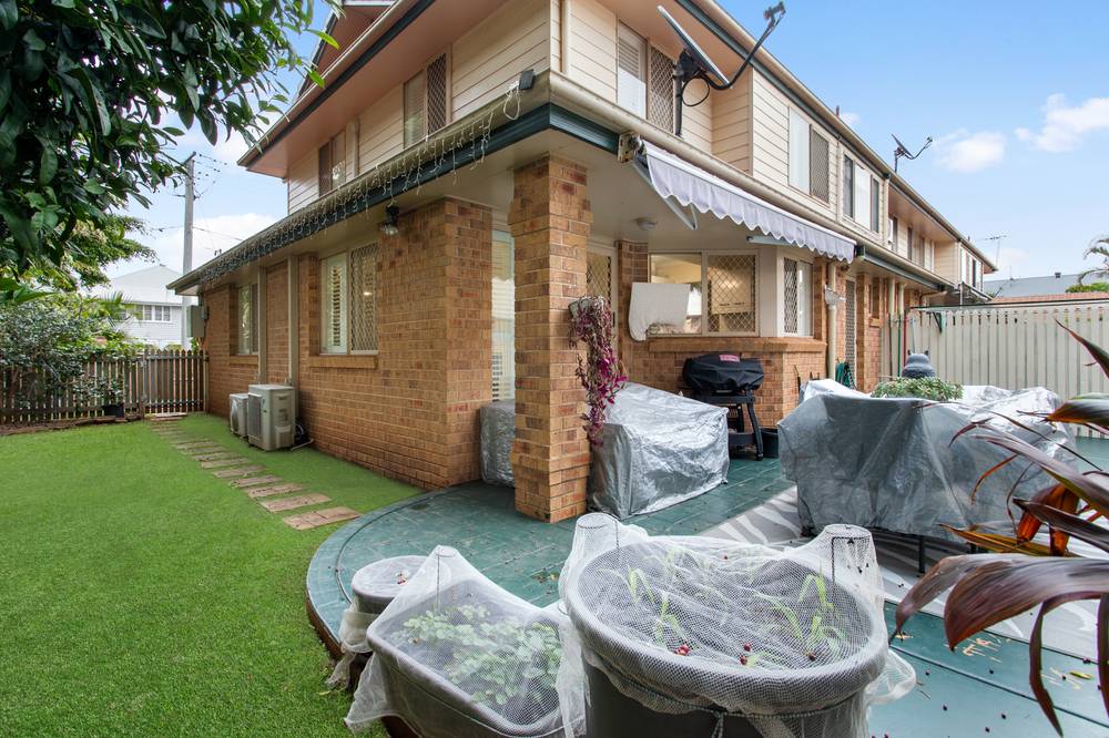 1/2 Josephine Street, REDCLIFFE, QLD 4020