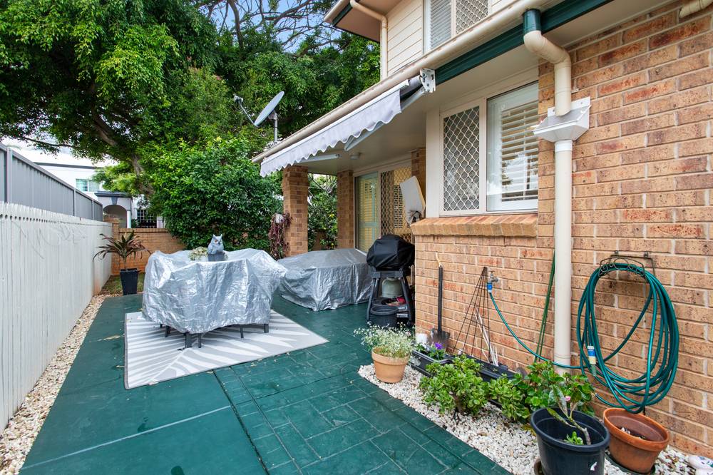 1/2 Josephine Street, REDCLIFFE, QLD 4020