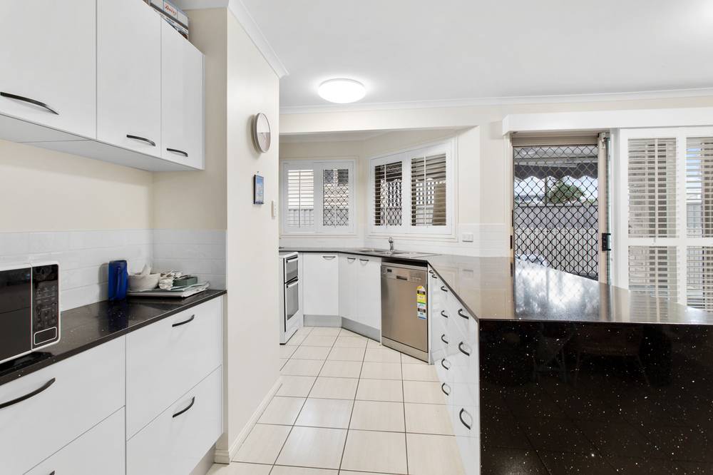 1/2 Josephine Street, REDCLIFFE, QLD 4020