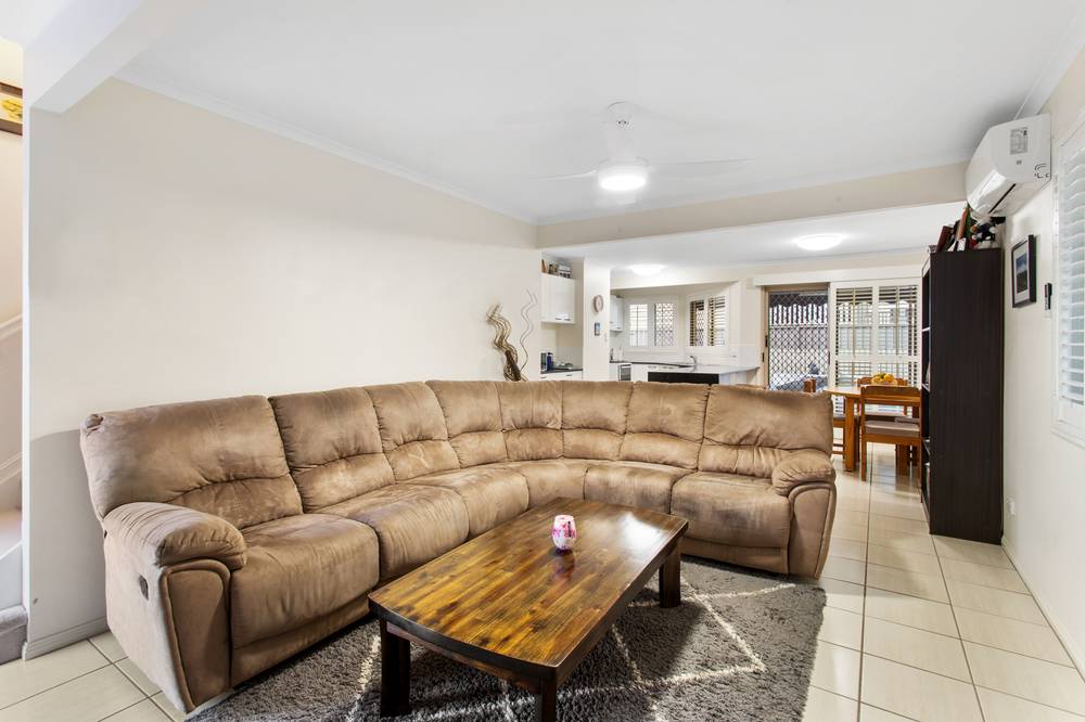 1/2 Josephine Street, REDCLIFFE, QLD 4020