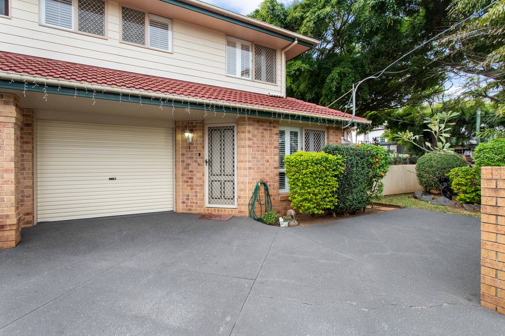 1/2 Josephine Street, REDCLIFFE, QLD 4020