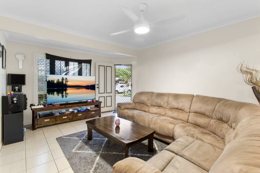 1/2 Josephine Street, REDCLIFFE, QLD 4020