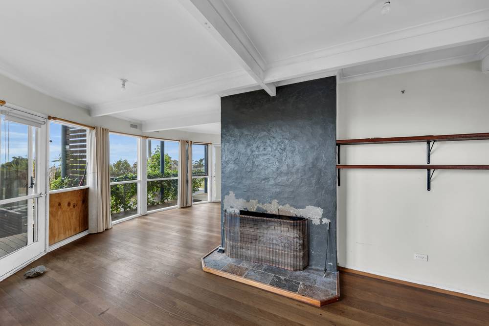 19 Brady Street, MALLACOOTA, VIC 3892