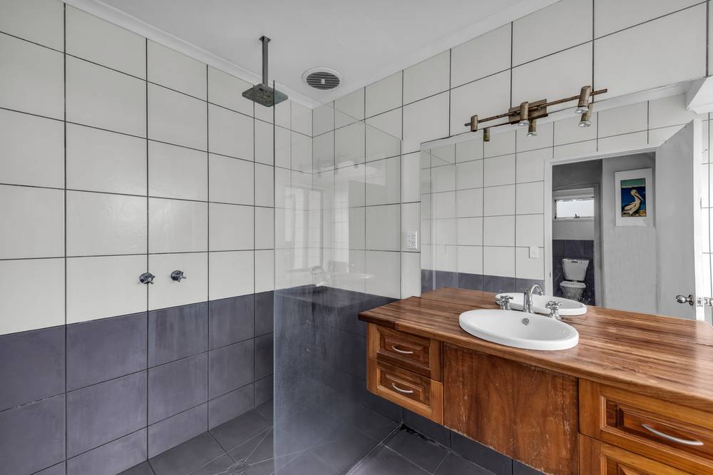 19 Brady Street, MALLACOOTA, VIC 3892