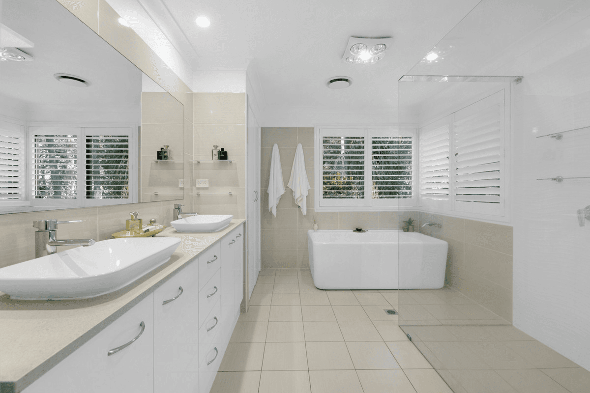 14 Koombahla Drive, Tallebudgera, QLD 4228