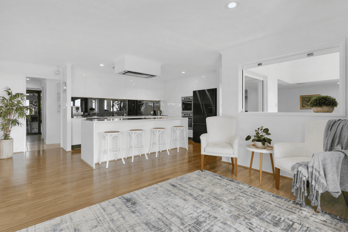 14 Koombahla Drive, Tallebudgera, QLD 4228