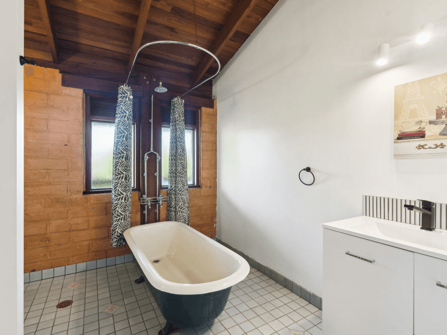 99 Pine Avenue, ULONG, NSW 2450
