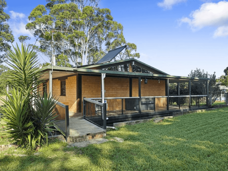 99 Pine Avenue, ULONG, NSW 2450