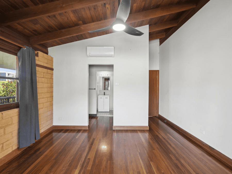 99 Pine Avenue, ULONG, NSW 2450