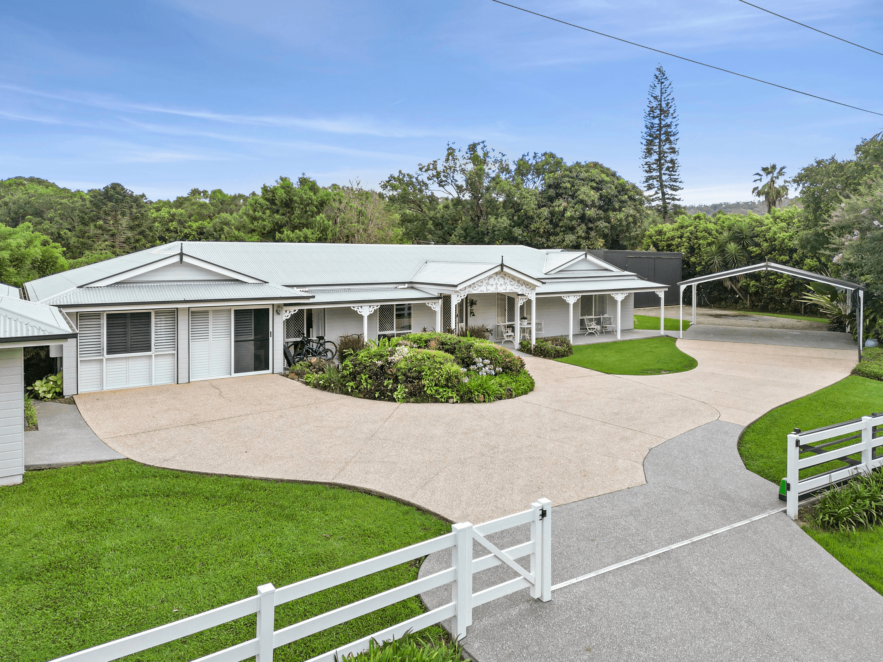 37 Smith Drive, MOOLOOLAH VALLEY, QLD 4553