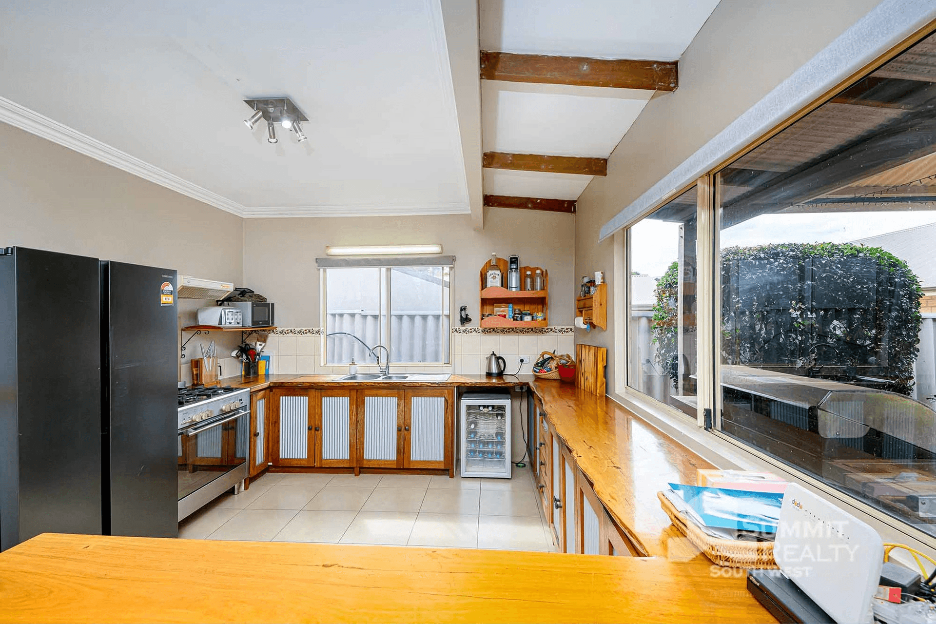 14 Hutchinson Road, Burekup, WA 6227