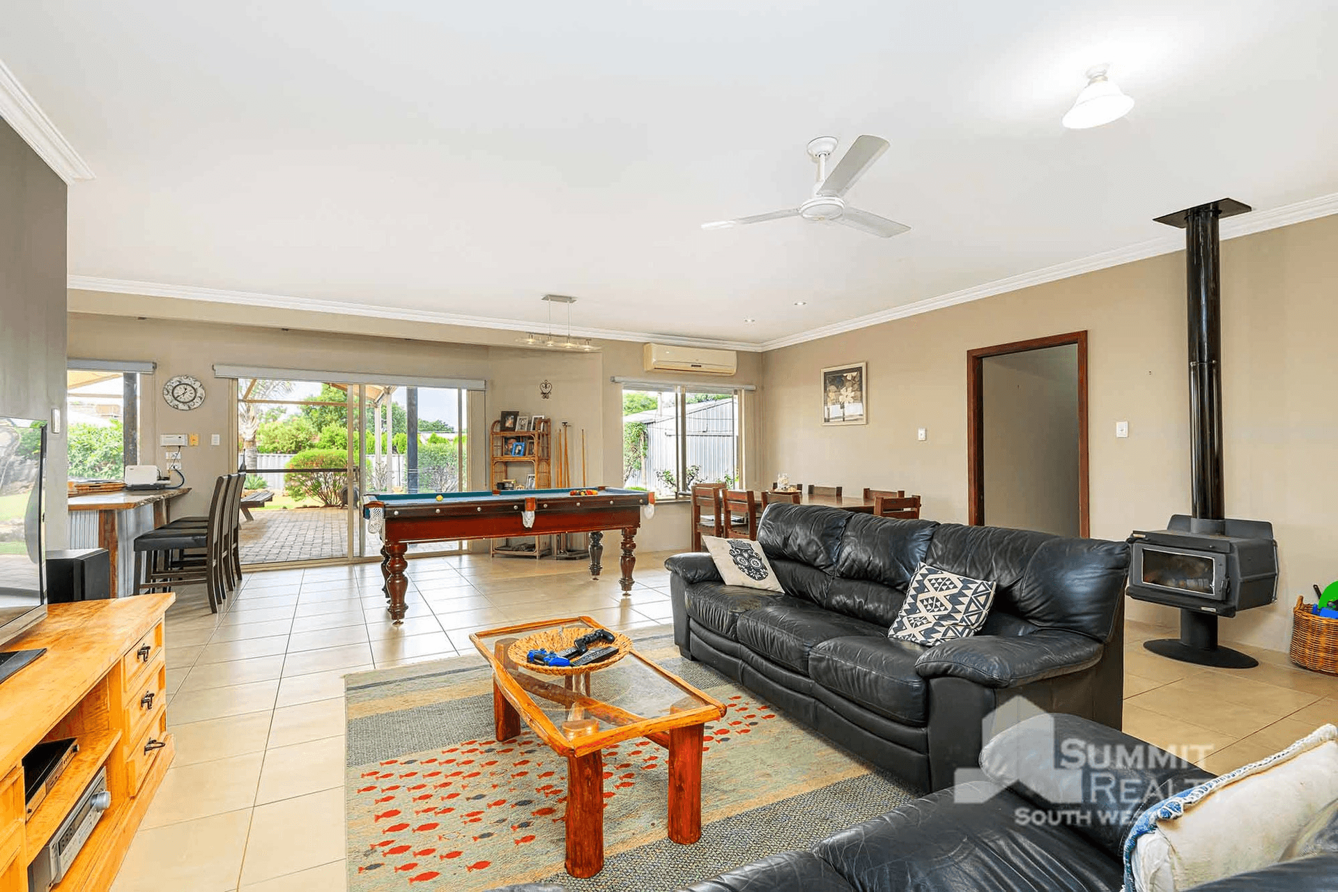 14 Hutchinson Road, Burekup, WA 6227