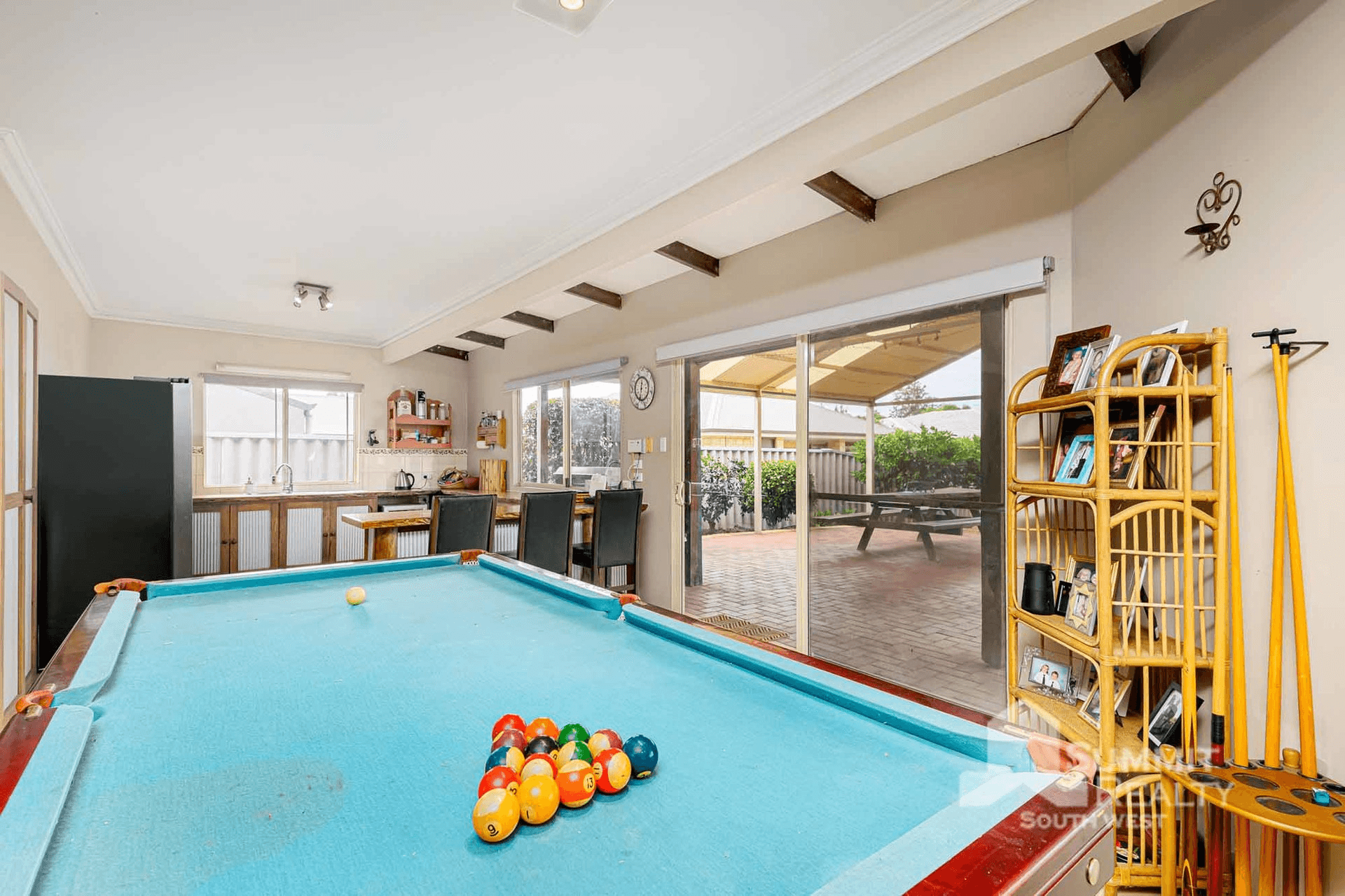 14 Hutchinson Road, Burekup, WA 6227
