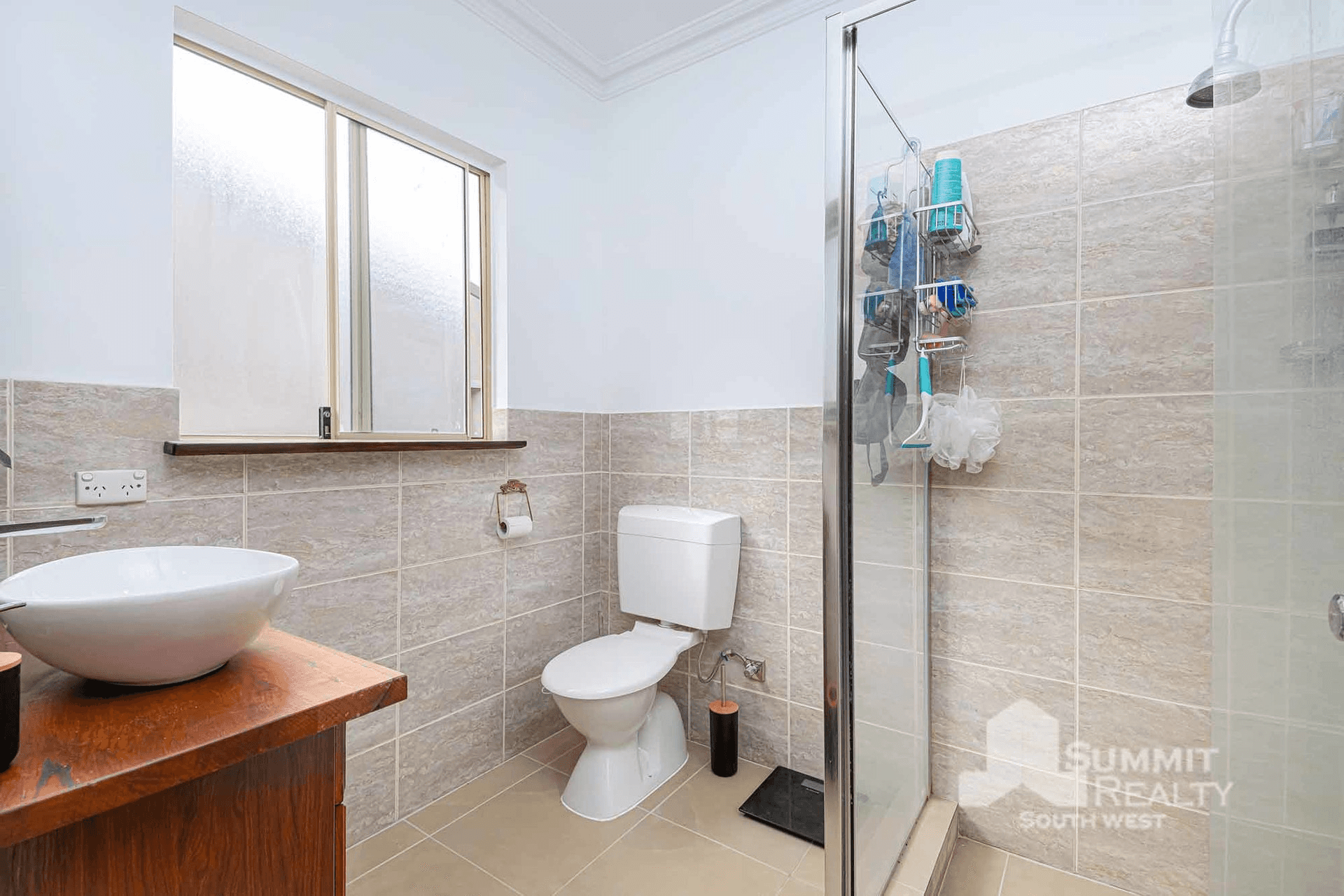 14 Hutchinson Road, Burekup, WA 6227