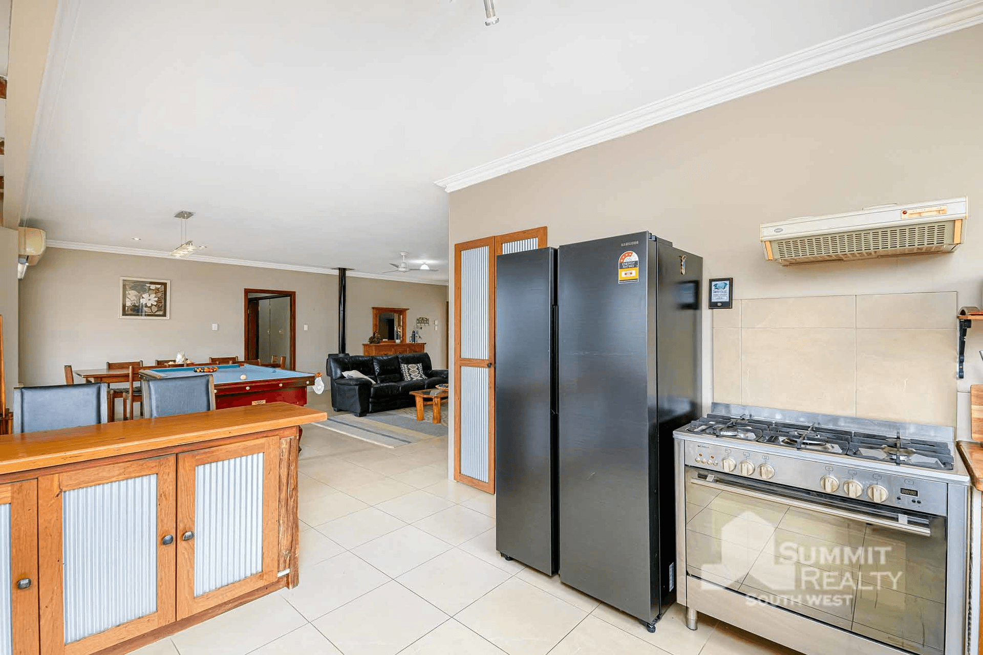 14 Hutchinson Road, Burekup, WA 6227