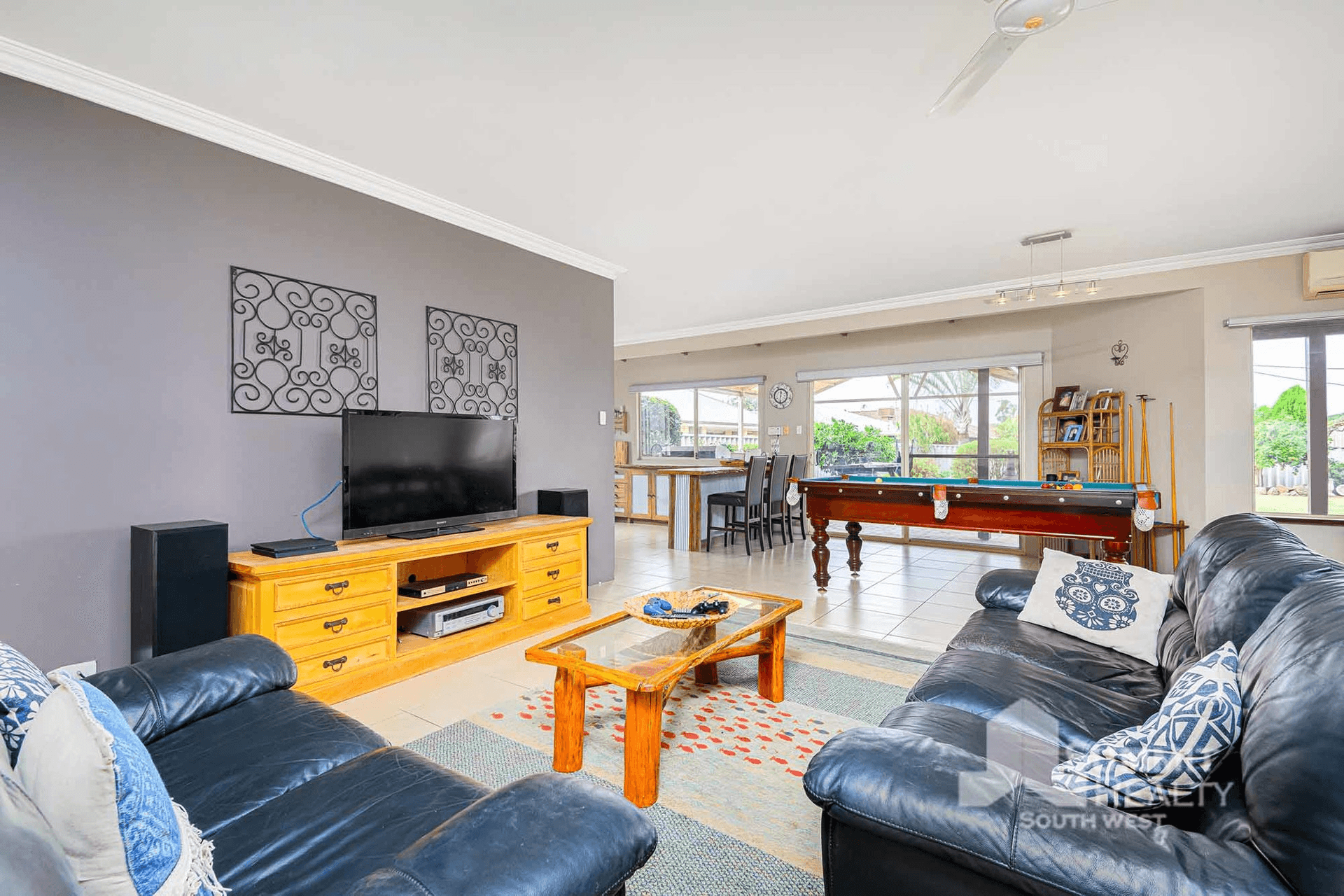 14 Hutchinson Road, Burekup, WA 6227