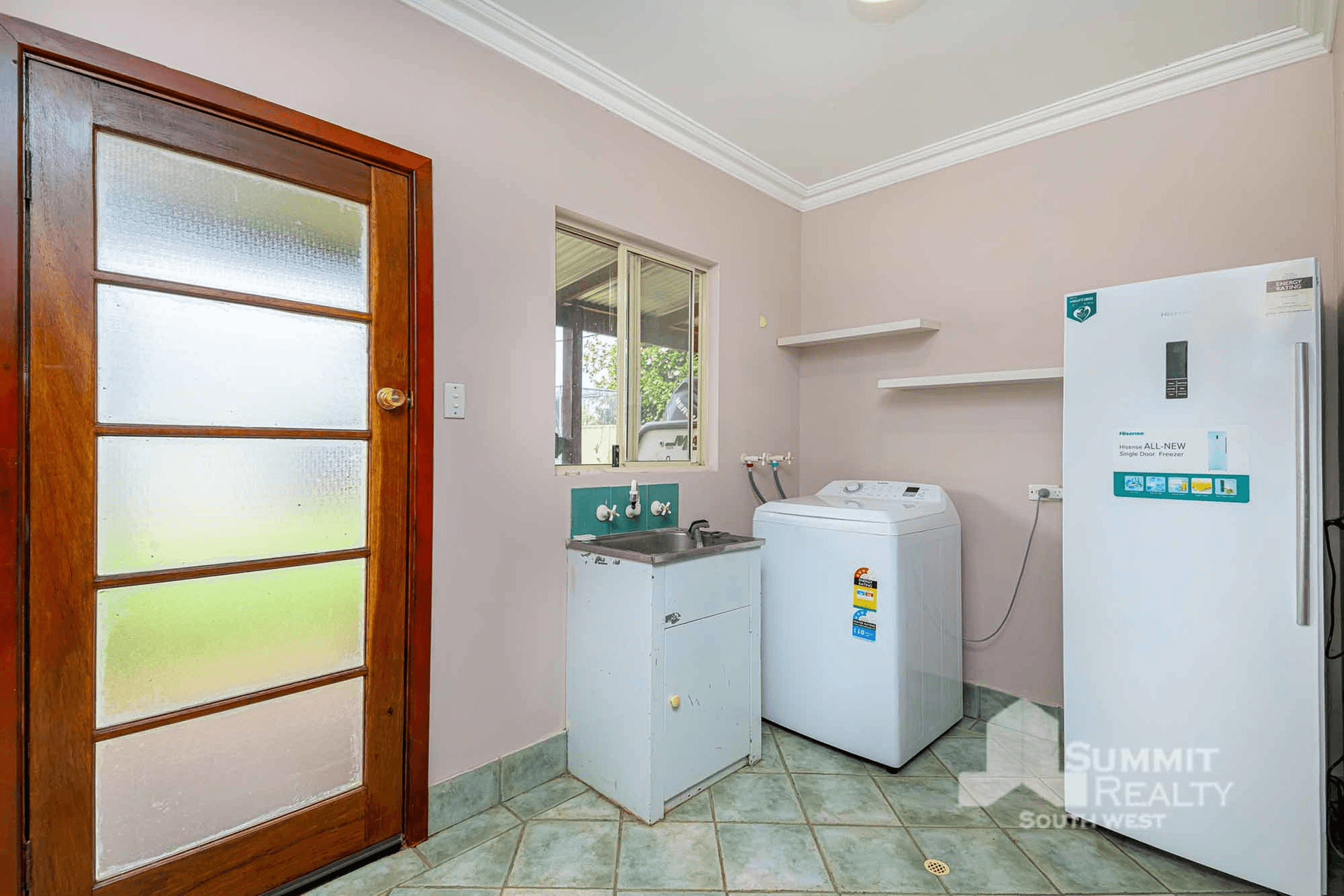 14 Hutchinson Road, Burekup, WA 6227