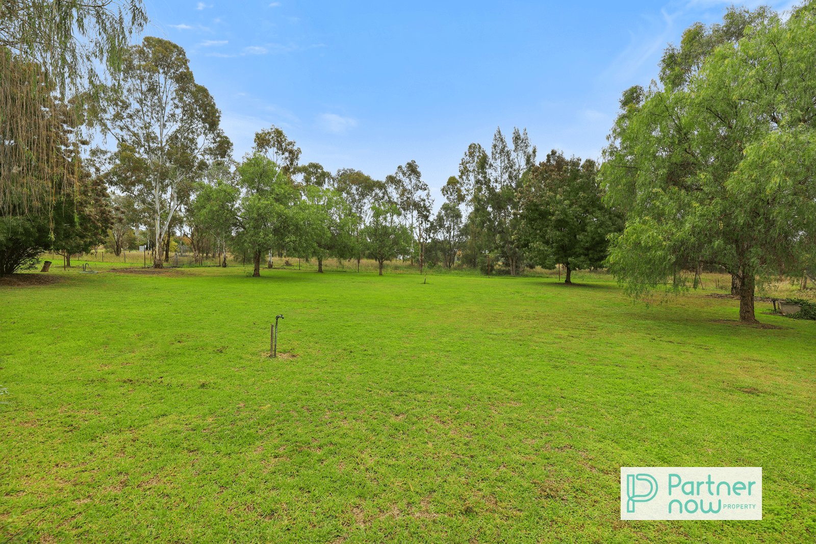 53 Kingswood Drive, TAMWORTH, NSW 2340