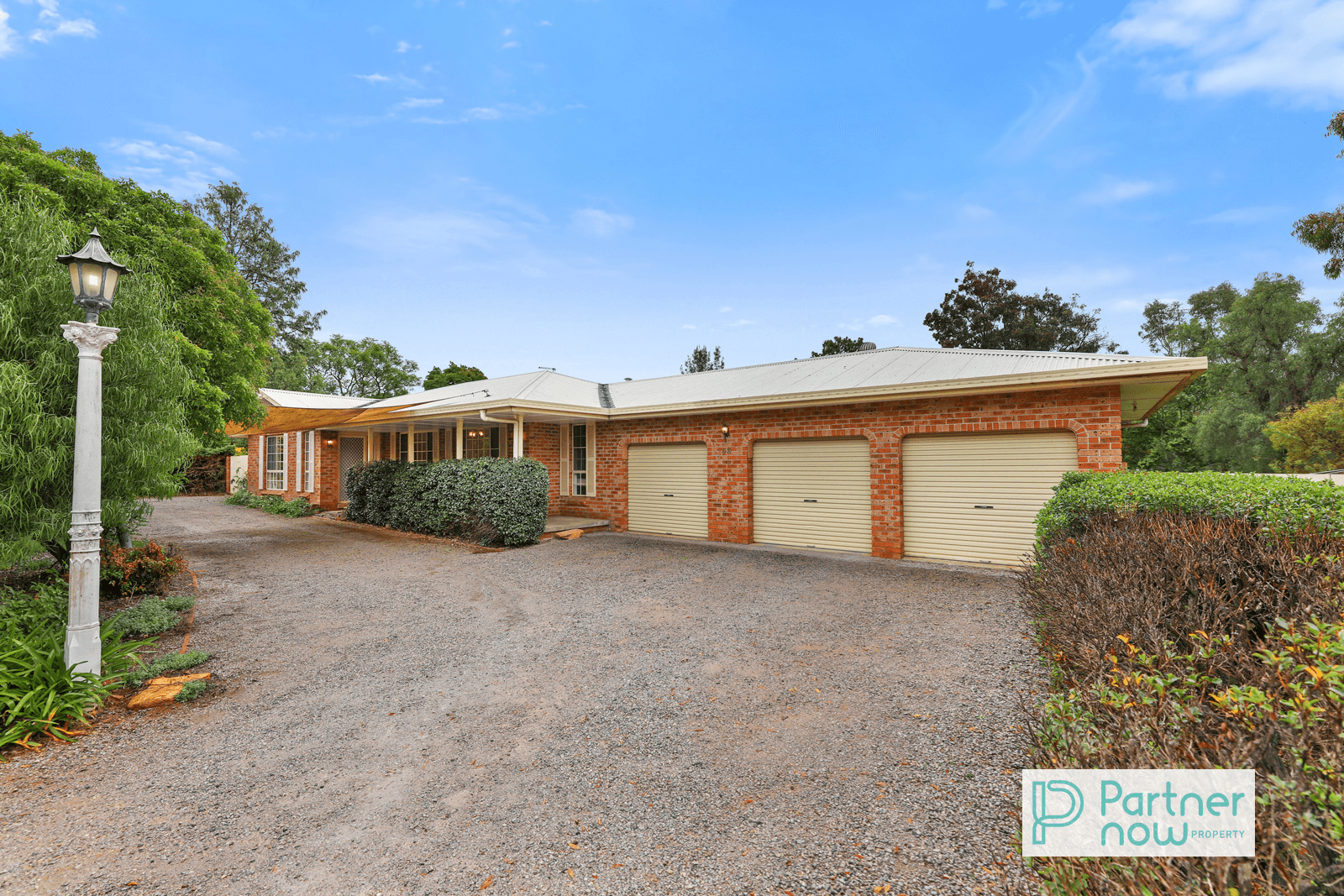 53 Kingswood Drive, TAMWORTH, NSW 2340
