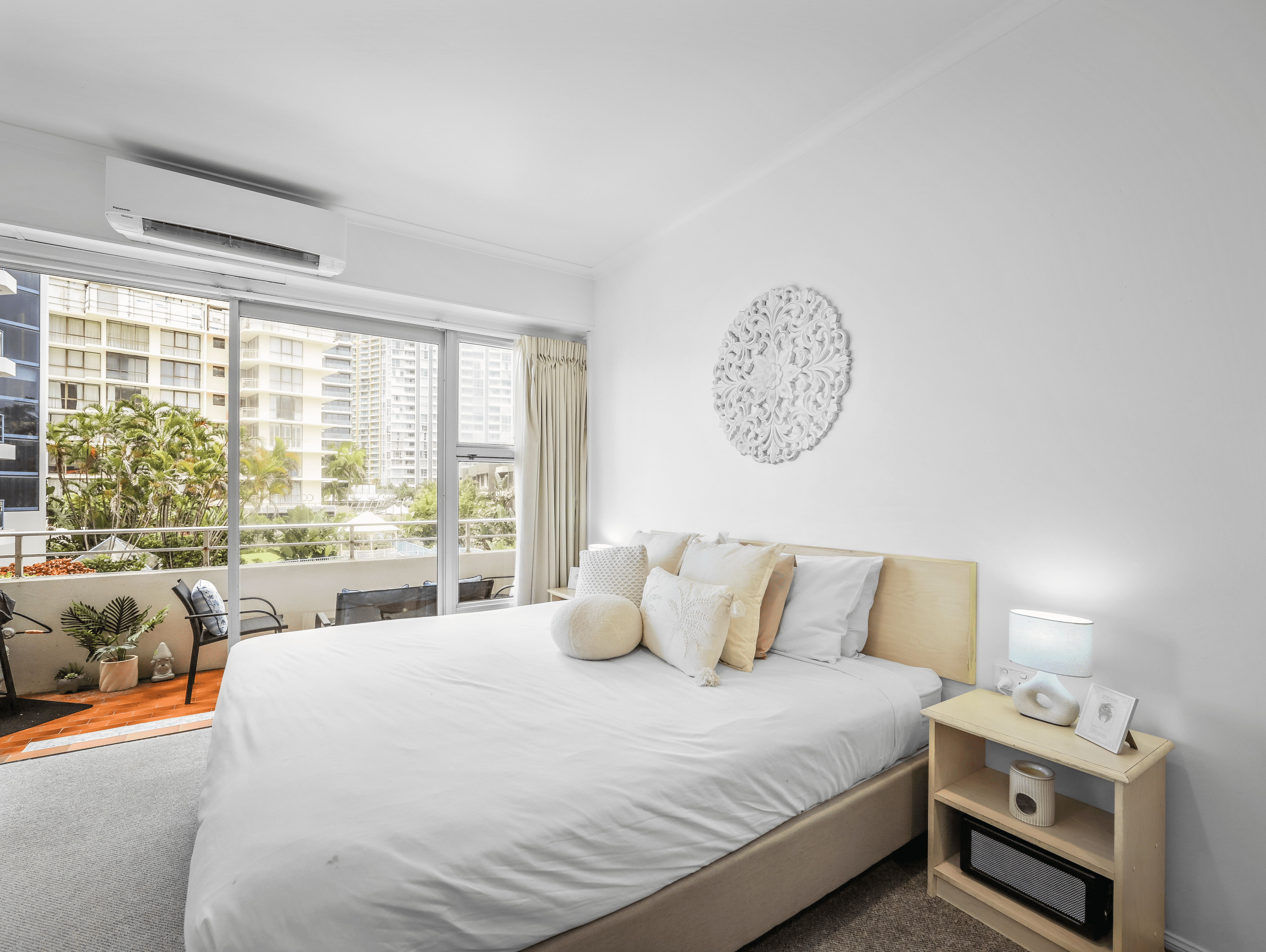 2/3458 Main Beach Parade, SURFERS PARADISE, QLD 4217