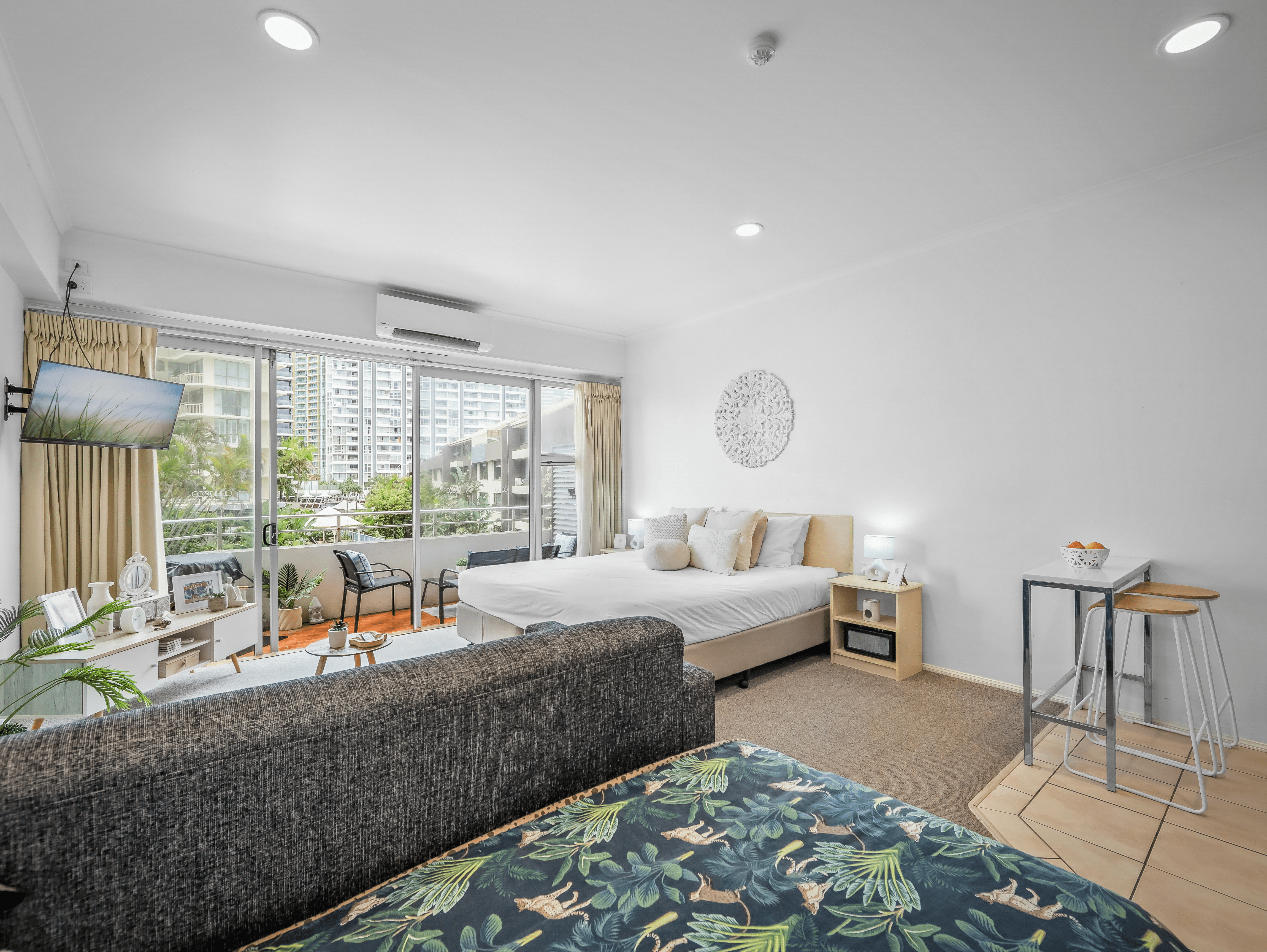 2/3458 Main Beach Parade, SURFERS PARADISE, QLD 4217