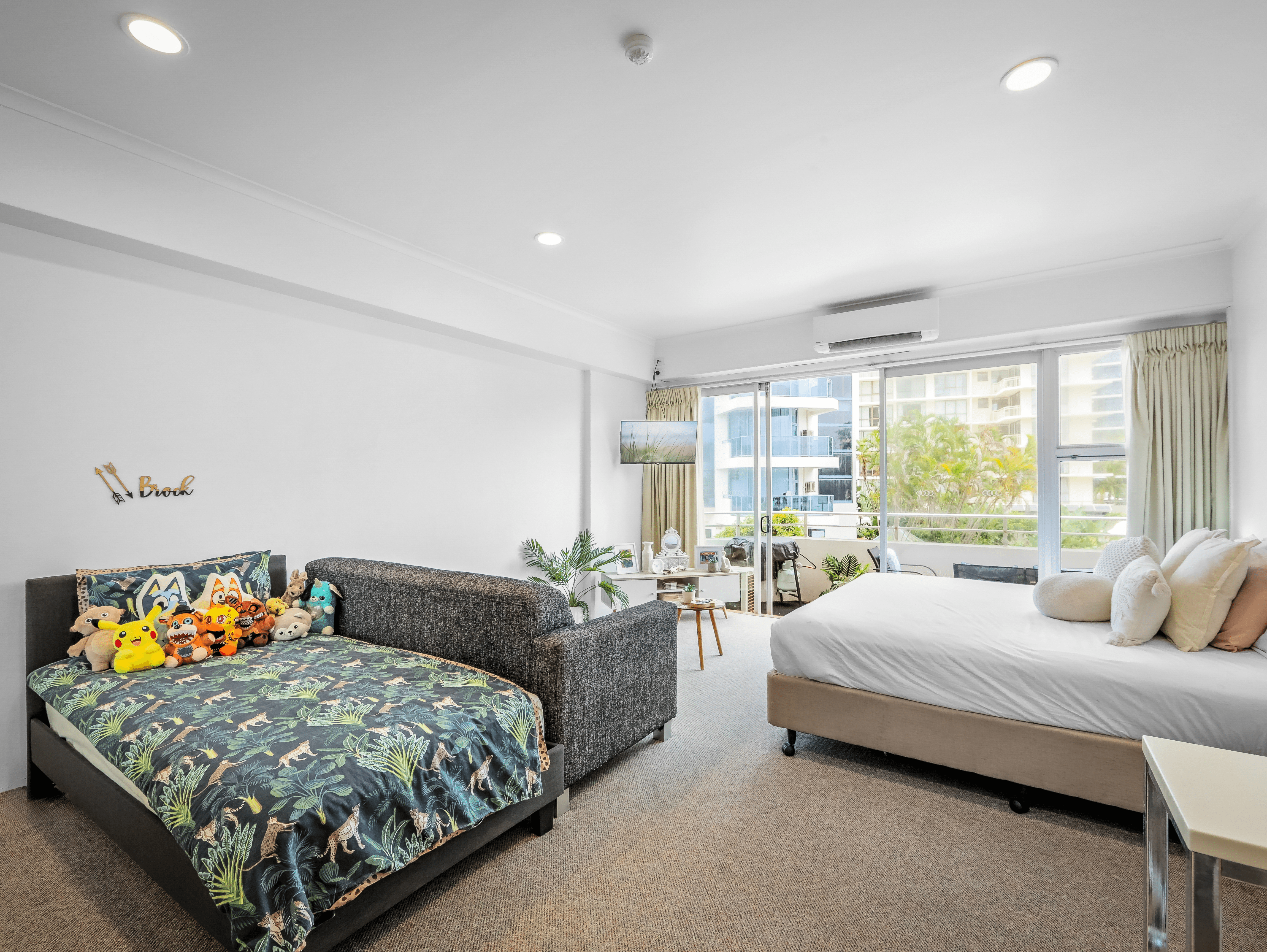 2/3458 Main Beach Parade, SURFERS PARADISE, QLD 4217