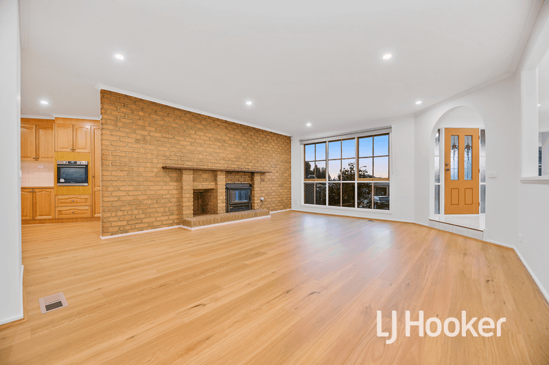 2 Janet Court, NARRE WARREN, VIC 3805