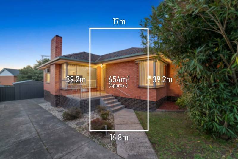 17 Alumnus Court, Wheelers Hill, VIC 3150