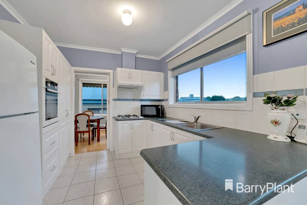 17 Alumnus Court, Wheelers Hill, VIC 3150