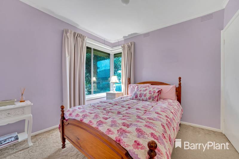 17 Alumnus Court, Wheelers Hill, VIC 3150