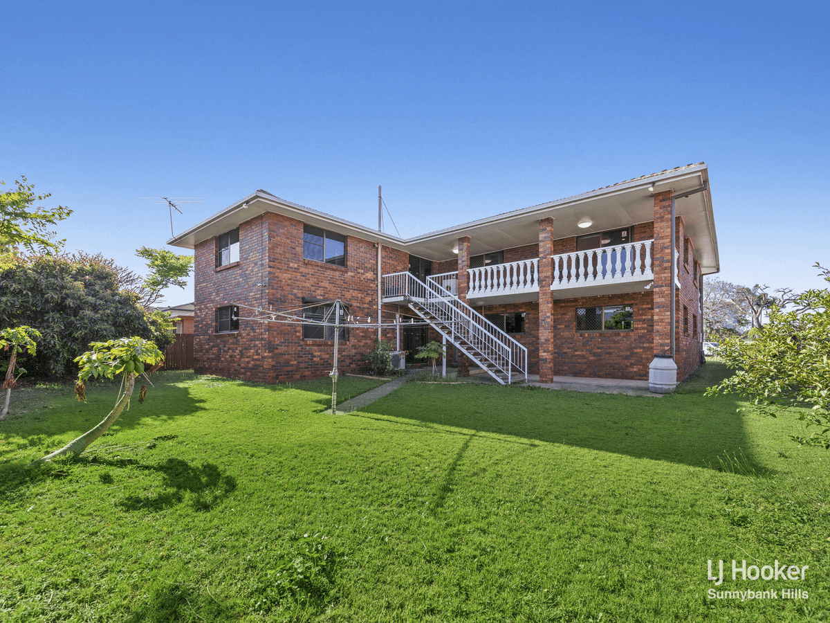 10 Cosmic Street, ROBERTSON, QLD 4109