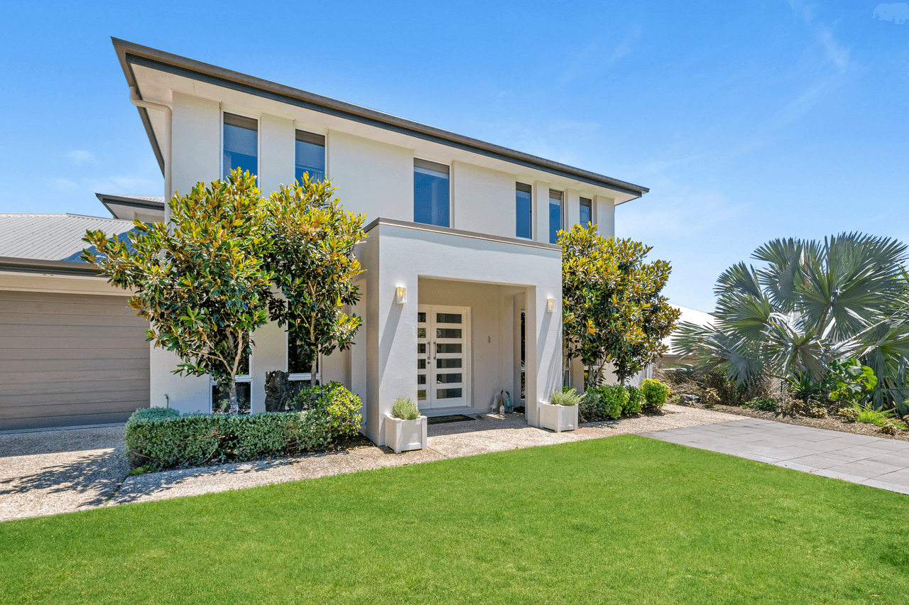 15 Yarrayne Valley Drive, UPPER COOMERA, QLD 4209