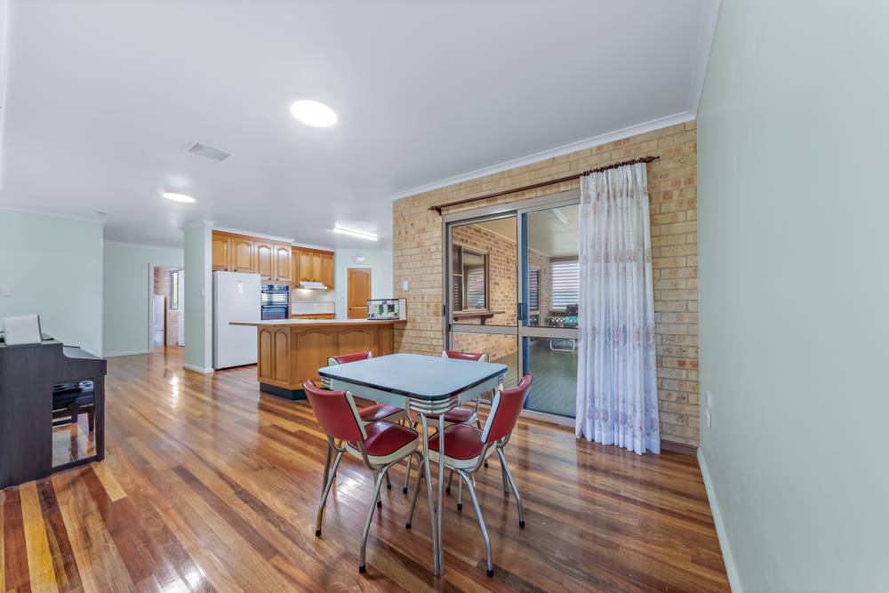 6 Keith Johns Drive, PROSERPINE, QLD 4800