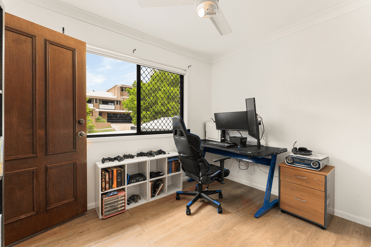 32 Leslie Street, NUNDAH, QLD 4012