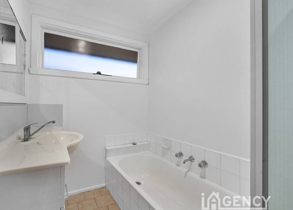 71 Somerset Drive, DANDENONG NORTH, VIC 3175