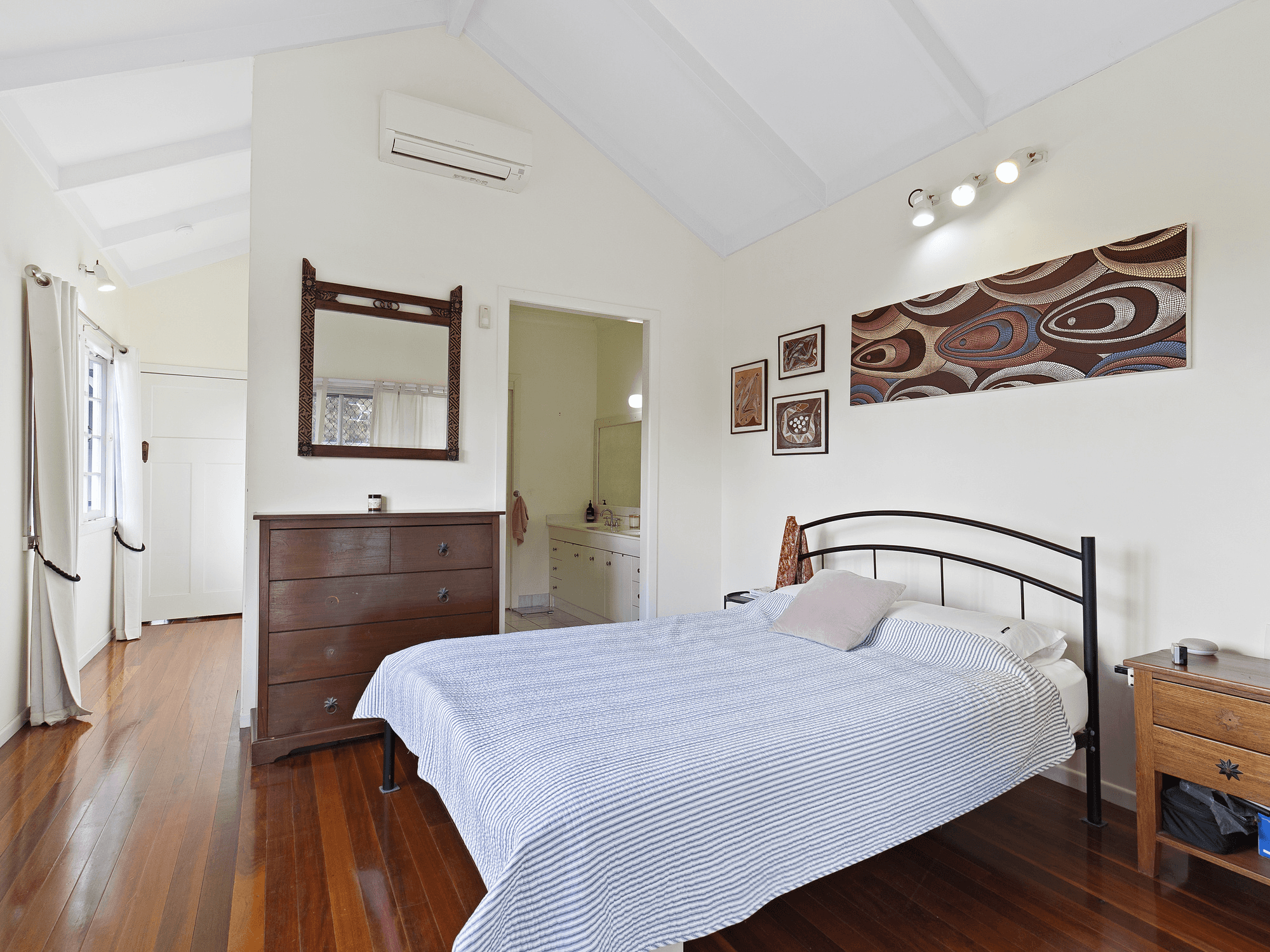 33 Edgar St, Newmarket, QLD 4051