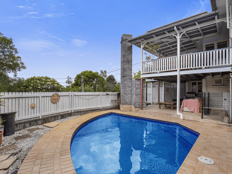 33 Edgar St, Newmarket, QLD 4051