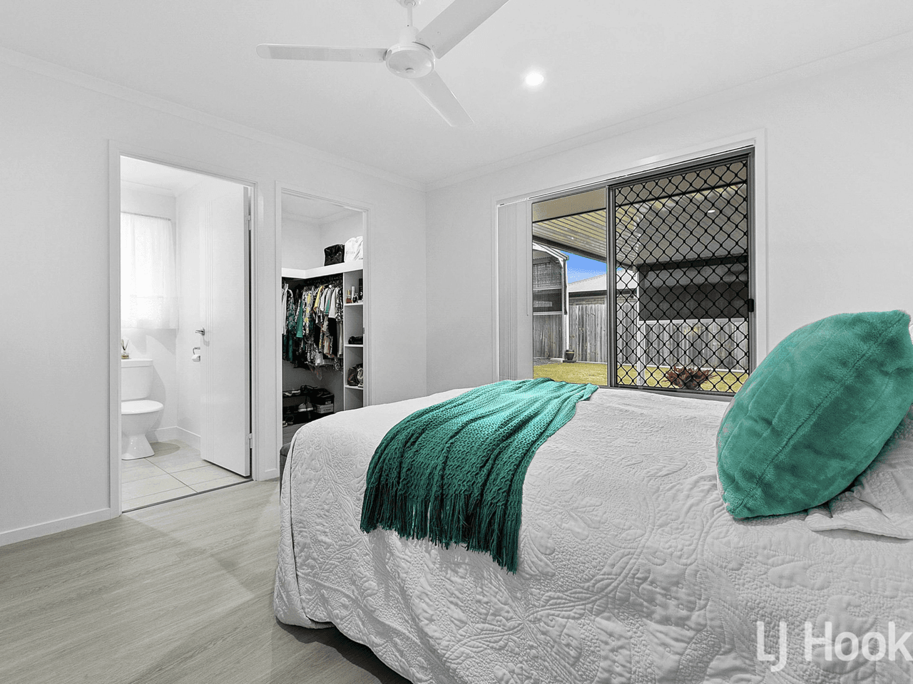 28 Wagtail Circuit, KAWUNGAN, QLD 4655