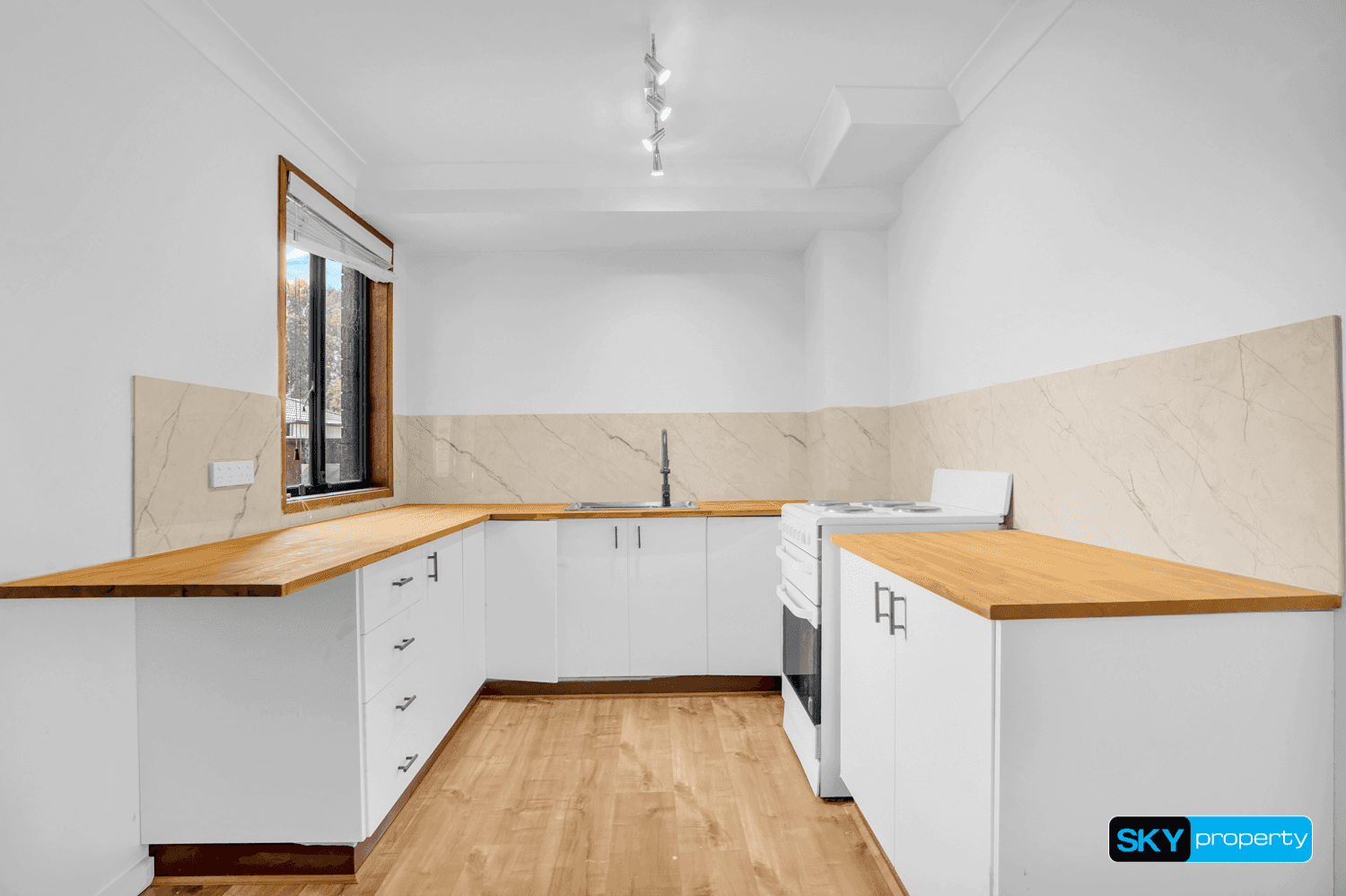 11/4 Highfield Road, Quakers Hill, NSW 2763