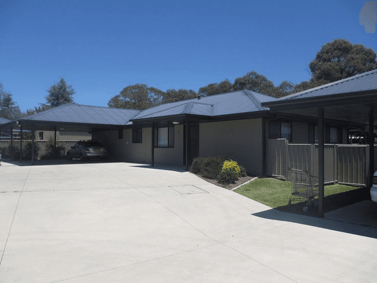 1/8-10 Grills Place, ARMIDALE, NSW 2350