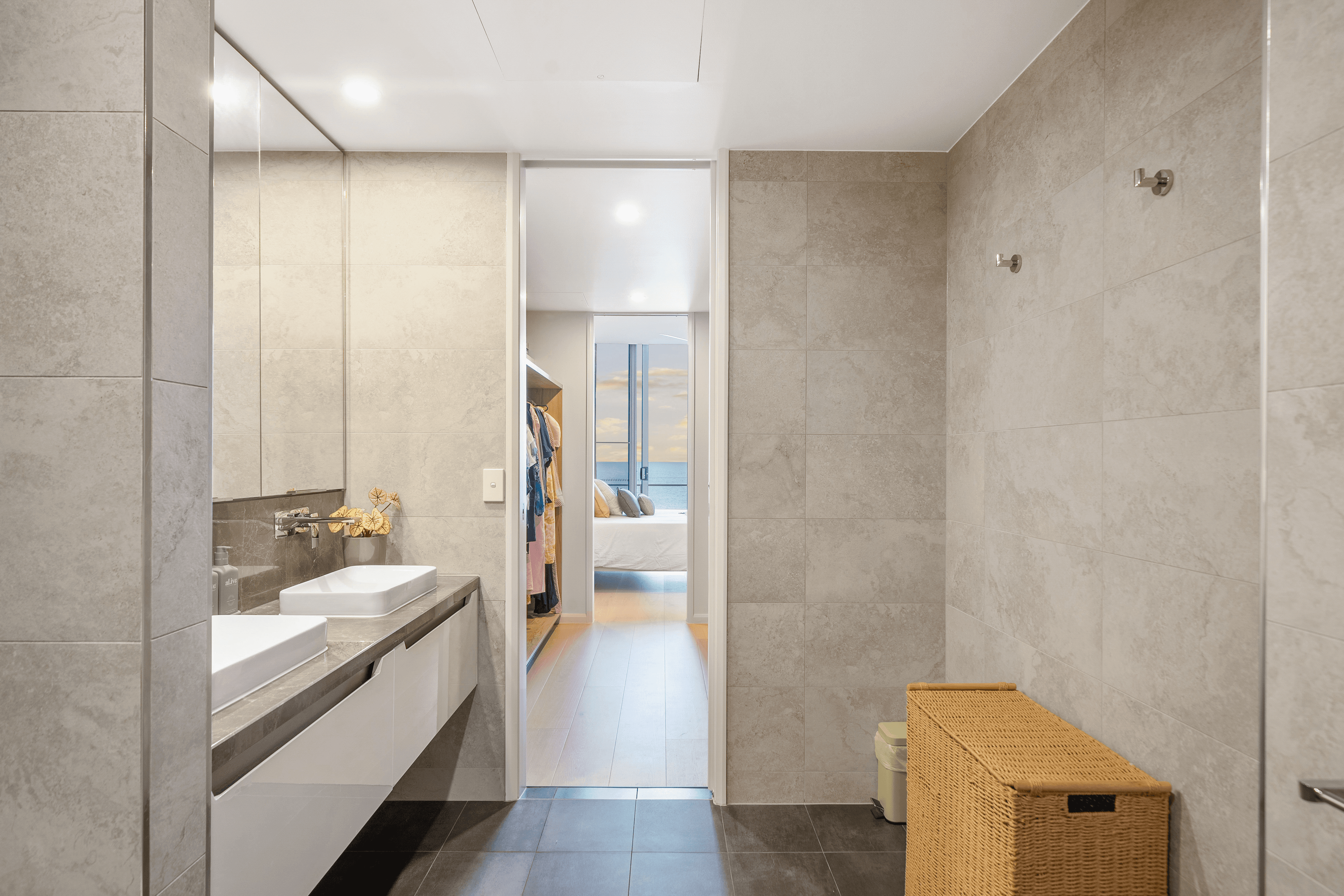 281/59-67 Marine Parade, REDCLIFFE, QLD 4020