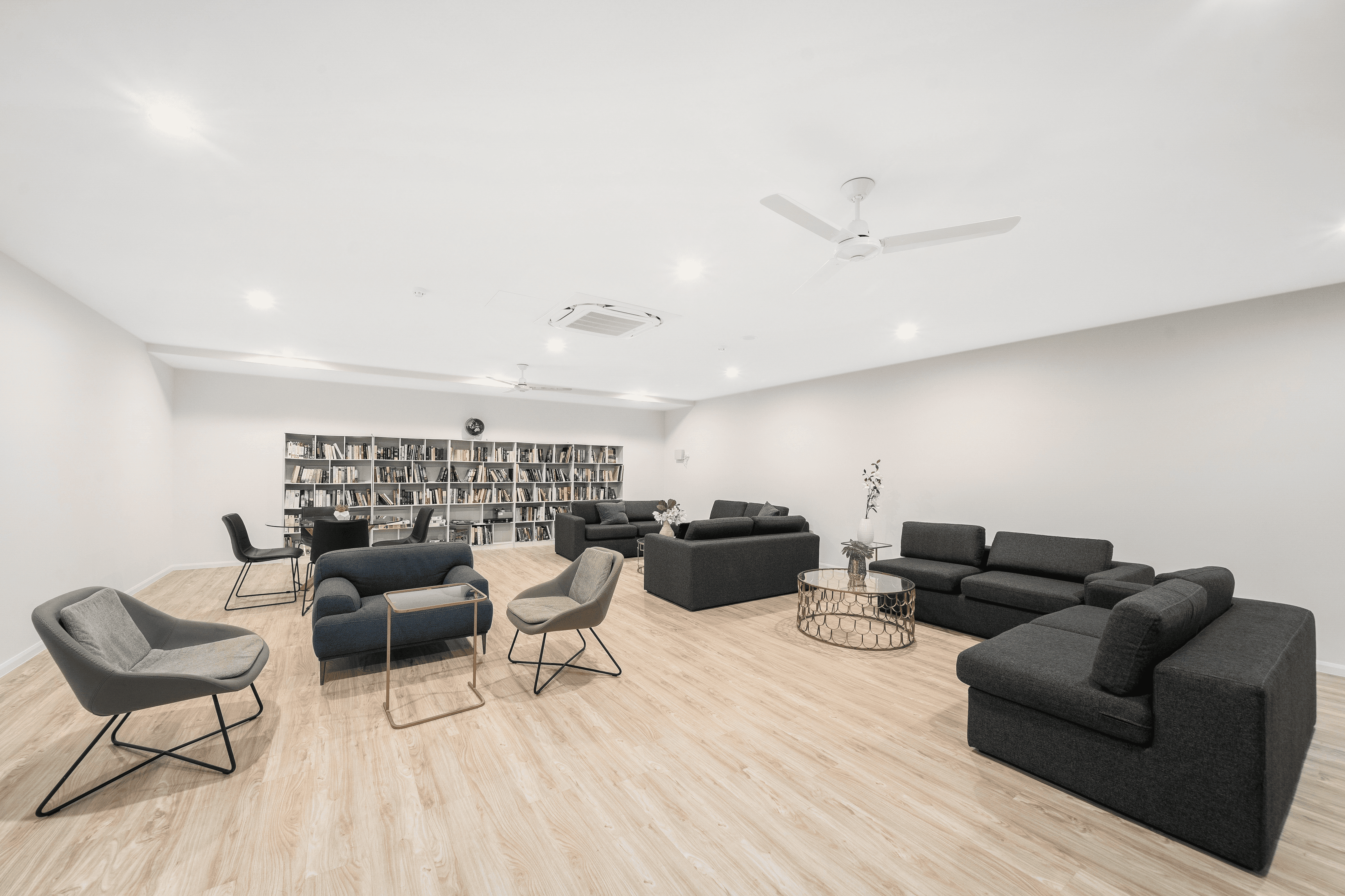281/59-67 Marine Parade, REDCLIFFE, QLD 4020