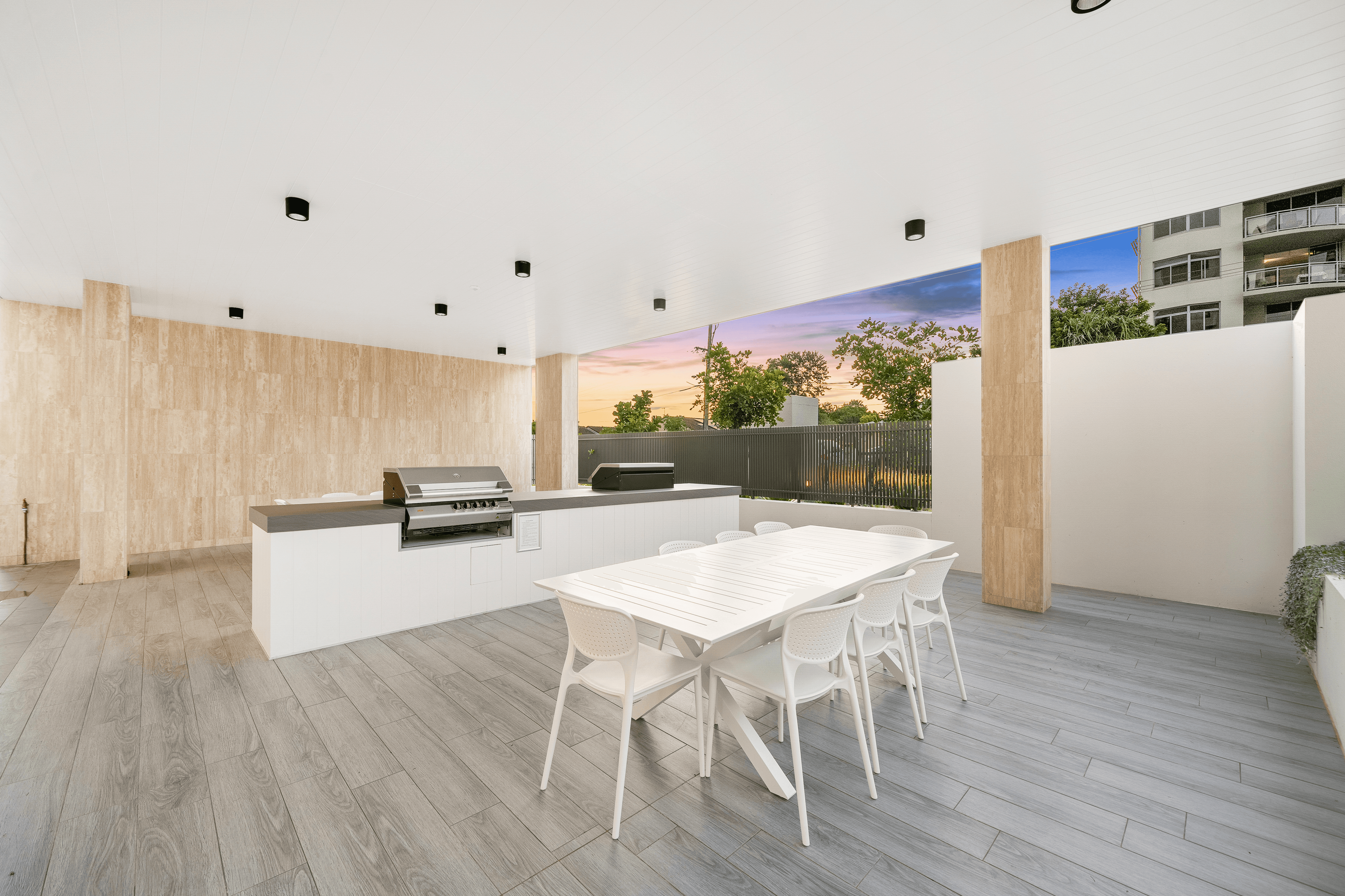 281/59-67 Marine Parade, REDCLIFFE, QLD 4020