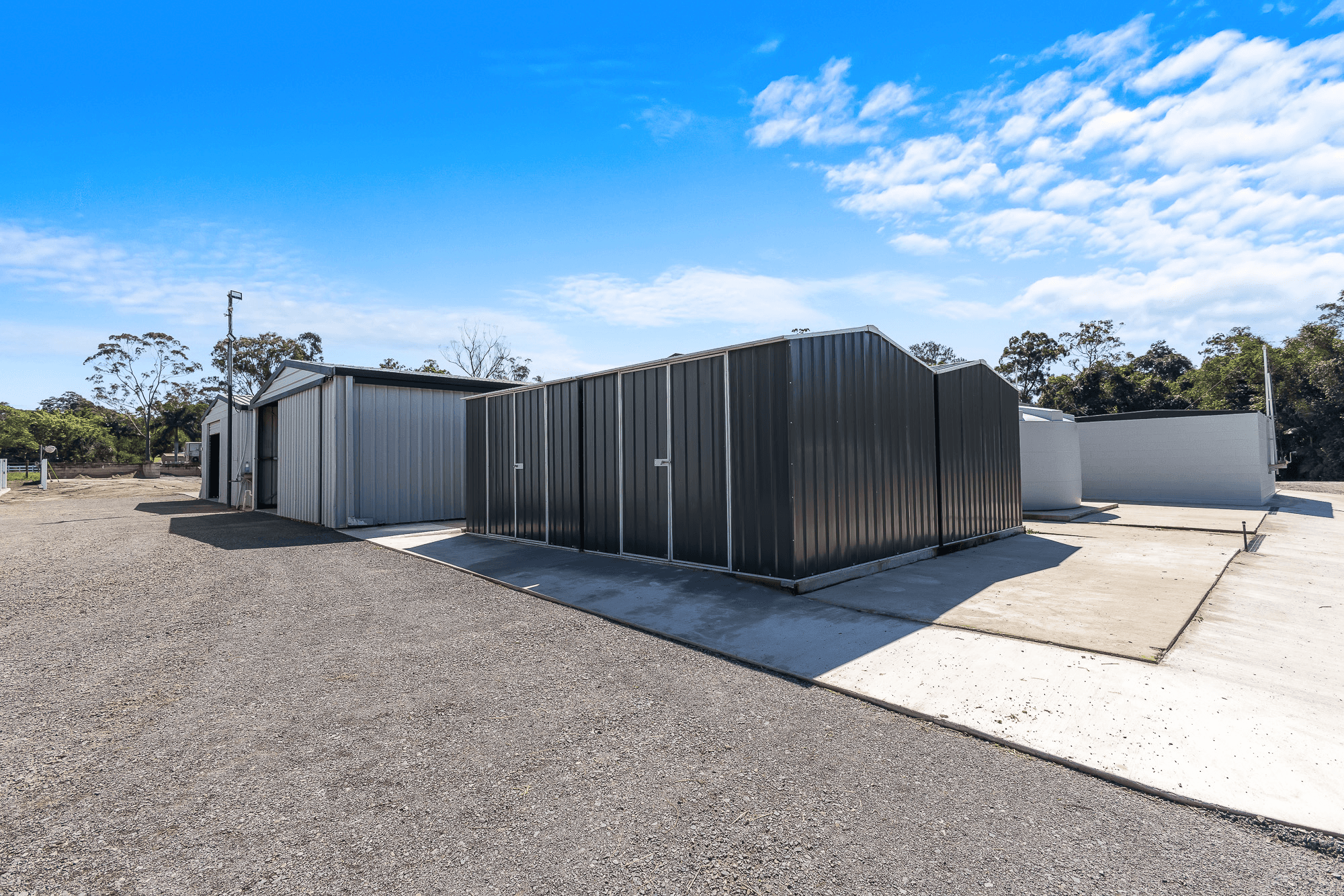 25-27 Isambert Road, LANDSBOROUGH, QLD 4550