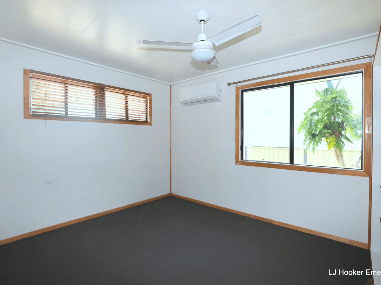 9 Zircon Avenue, EMERALD, QLD 4720